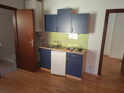 Altbauwohnung kaufen in 8600 Bruck an der Mur (Bild 2)