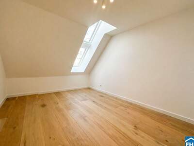 Altbauwohnung kaufen in 1040 Wien (Bild 2)