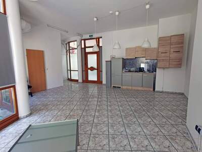 Gewerbeobjekt mieten in 2460 Bruck an der Leitha