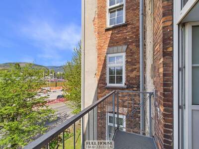 Altbauwohnung mit Balkon kaufen in 9500 Villach (Bild 4)