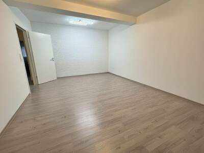 Wohnung mit Balkon kaufen in 1100 Wien (Bild 3)