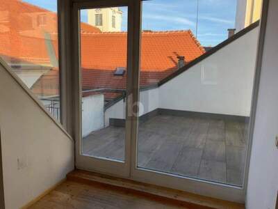 Wohn- und Geschäftshaus kaufen in 8020 Graz