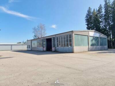 Gewerbeobjekt mieten in 4872 Neukirchen