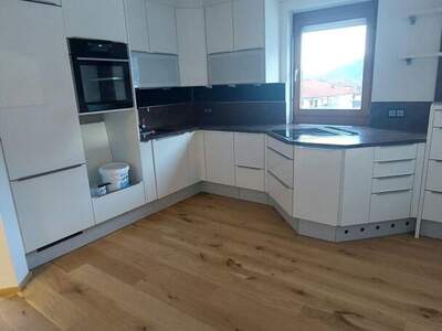 Altbauwohnung mit Balkon kaufen in 6410 Telfs (Bild 3)