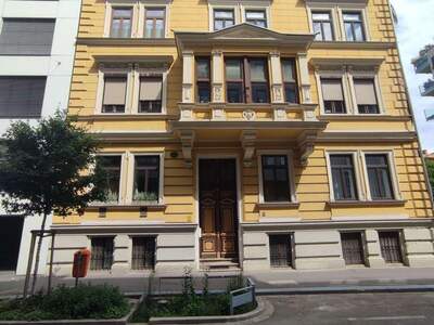 Altbauwohnung mit Balkon kaufen in 4020 Linz (Bild 2)