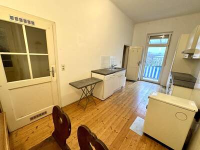 Altbauwohnung mit Balkon mieten in 8010 Graz (Bild 4)