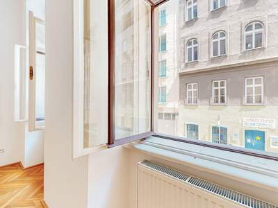 Altbauwohnung kaufen in 1060 Wien (Bild 4)