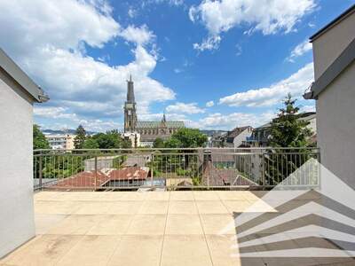 Dachgeschosswohnung mieten in 4020 Linz
