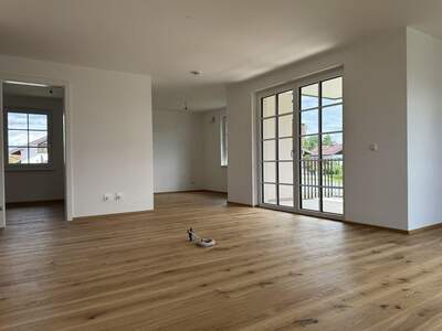 Wohnung mit Balkon kaufen in 83416 Saaldorf (Bild 3)