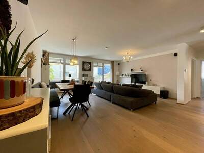 Wohnung kaufen in 6170 Zirl