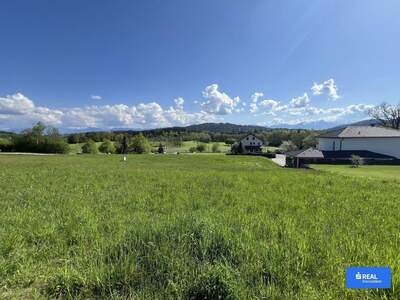 Grundstück kaufen in 9062 Moosburg