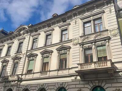 Altbauwohnung mit Balkon mieten in 8700 Leoben (Bild 1)