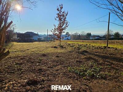 Grundstück kaufen in 5121 Ostermiething