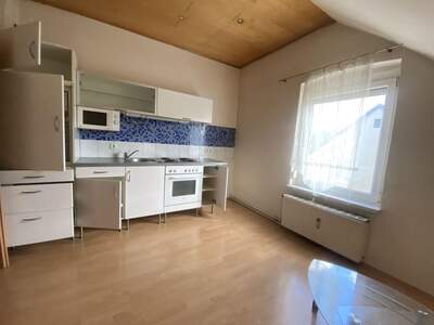 Altbauwohnung kaufen in 8020 Graz (Bild 1)