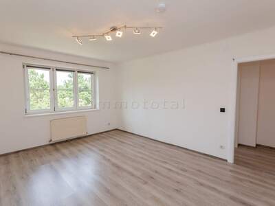 Altbauwohnung kaufen in 1130 Wien (Bild 4)