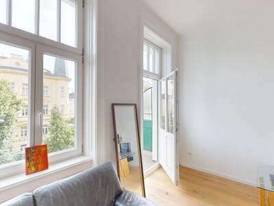 Altbauwohnung mit Balkon kaufen in 1190 Wien (Bild 1)