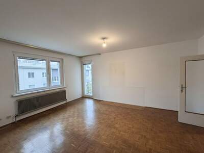 Wohnung mit Balkon kaufen in 1130 Wien (Bild 2)