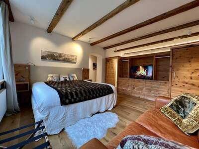Altbauwohnung mit Balkon kaufen in 6370 Kitzbühel (Bild 1)