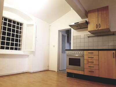 Altbauwohnung mieten in 8020 Graz (Bild 2)