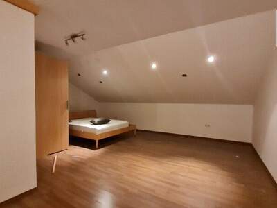 Bürozentrum mieten in 4871 Frankenburg