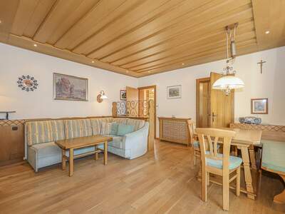 Terrassenwohnung kaufen in 6370 Kitzbühel (Bild 2)