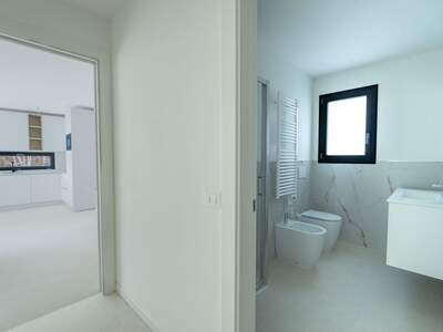 Wohnung mit Balkon kaufen in 33054 Lignano Sabbiadoro (Bild 4)