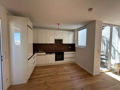 Altbauwohnung mieten in 1060 Wien (Bild 2)