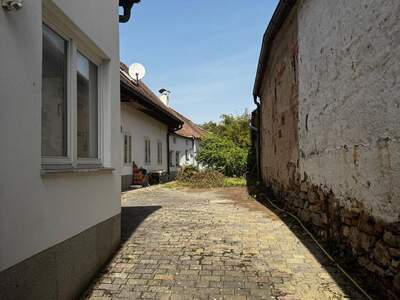 Haus mit Garten kaufen in 2070 Unternalb (Bild 2)