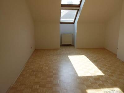 Altbauwohnung mieten in 8010 Graz (Bild 2)