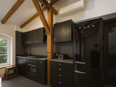 Altbauwohnung kaufen in 10967 Berlin (Bild 2)