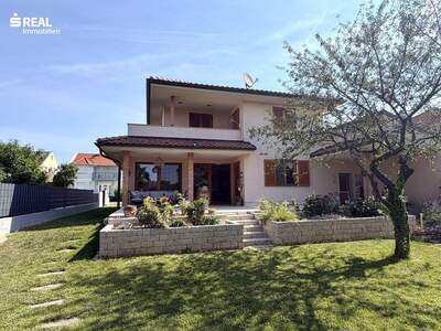 Haus kaufen in 7100 Neusiedl