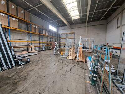 Gewerbeobjekt mieten in 2301 Groß