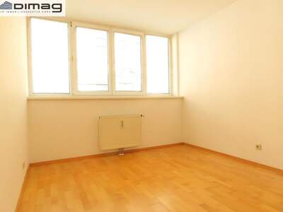 Altbauwohnung mit Balkon mieten in 1070 Wien (Bild 4)