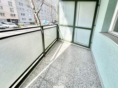 Wohnung mit Balkon kaufen in 1100 Wien (Bild 4)