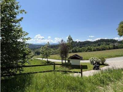 Grundstück kaufen in 9062 Moosburg