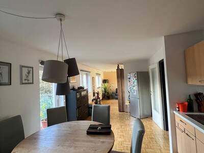 Altbauwohnung mit Balkon kaufen in 8020 Graz (Bild 4)