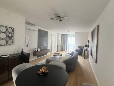 Altbauwohnung mit Balkon kaufen in 1180 Wien (Bild 3)