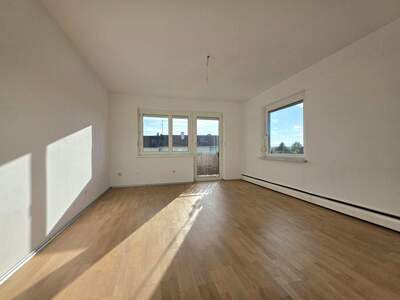 Altbauwohnung mit Balkon kaufen in 8200 Gleisdorf (Bild 1)