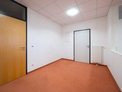 Gewerbeobjekt mieten in 4800 Attnang (Bild 5)