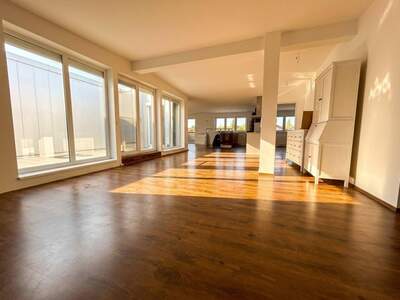 Wohnung kaufen in 4860 Lenzing