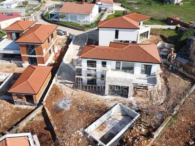 Haus kaufen in 52440 Porec (Bild 4)