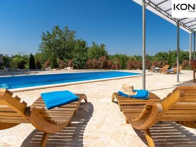 Haus kaufen in 52440 Porec (Bild 5)