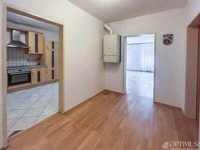 Altbauwohnung kaufen in 1100 Wien (Bild 2)