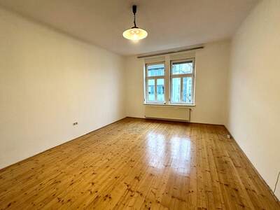 Altbauwohnung mit Balkon mieten in 8010 Graz (Bild 1)