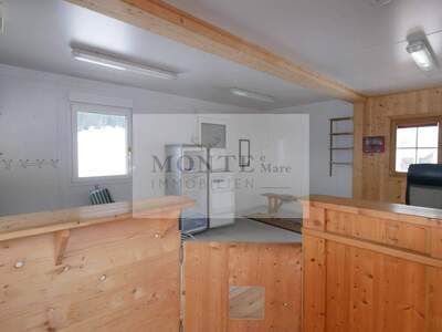 Gewerbeobjekt mieten in 6365 Kirchberg