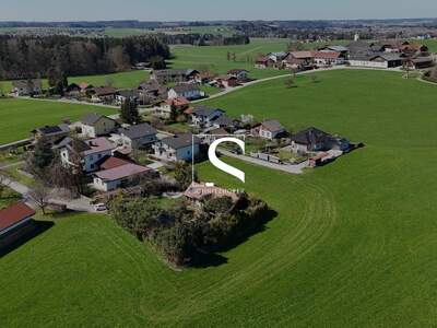 Grundstück kaufen in 5112 Lamprechtshausen