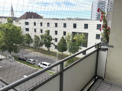 Wohnung mit Balkon kaufen in 4020 Linz (Bild 3)