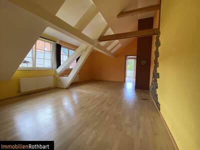 Altbauwohnung mit Balkon mieten in 8600 Bruck an der Mur (Bild 4)