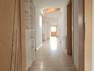 Wohnung mit Balkon kaufen in 6263 Fügen (Bild 2)