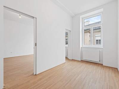 Altbauwohnung kaufen in 1180 Wien (Bild 2)